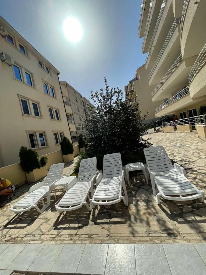 Charm Apartment Petrovac ภายนอก รูปภาพ