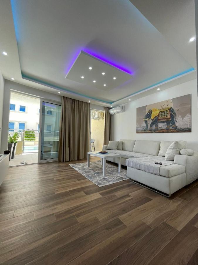 Charm Apartment Petrovac ภายนอก รูปภาพ